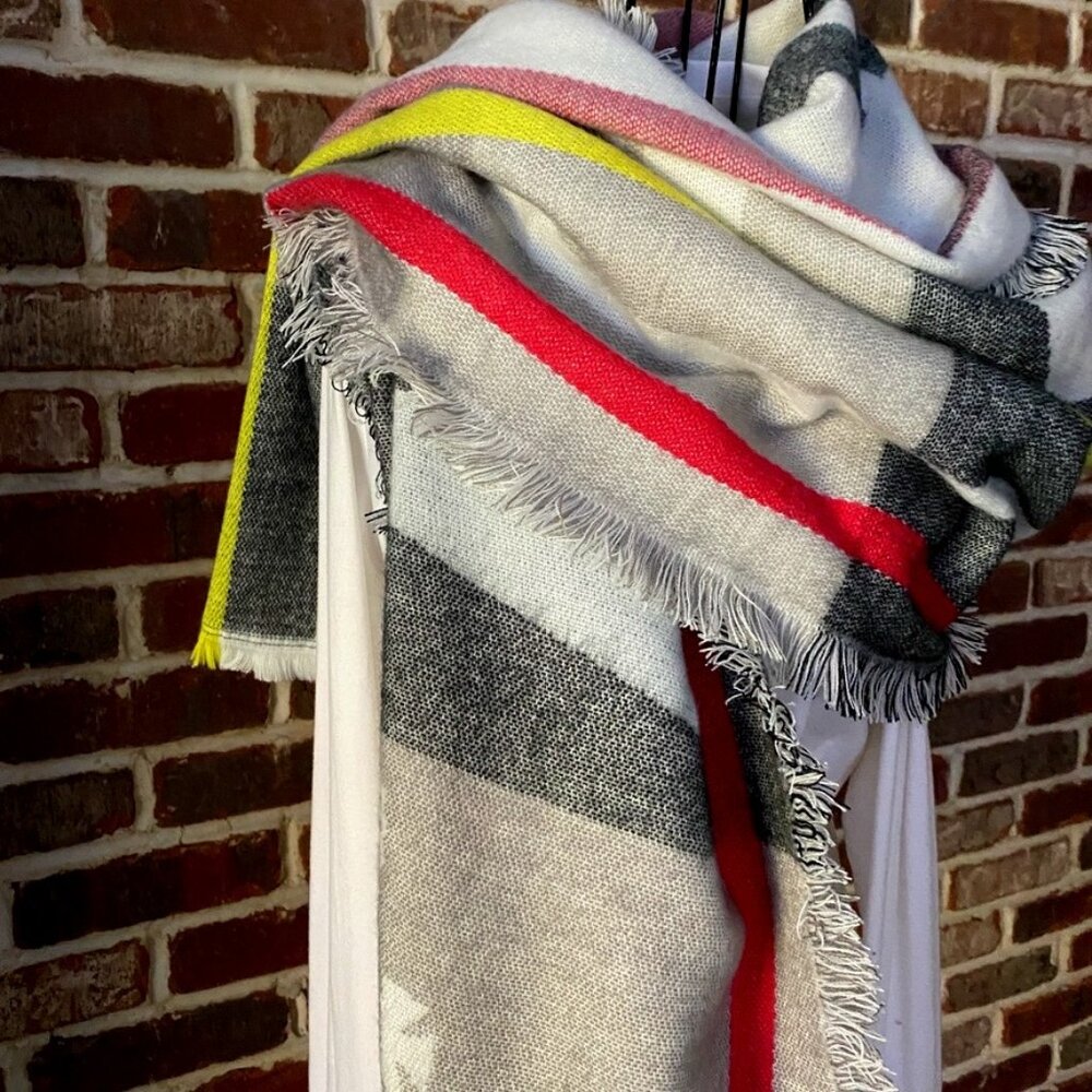 Juicy Couture Blanket Fleece Shawl Designer Scarf